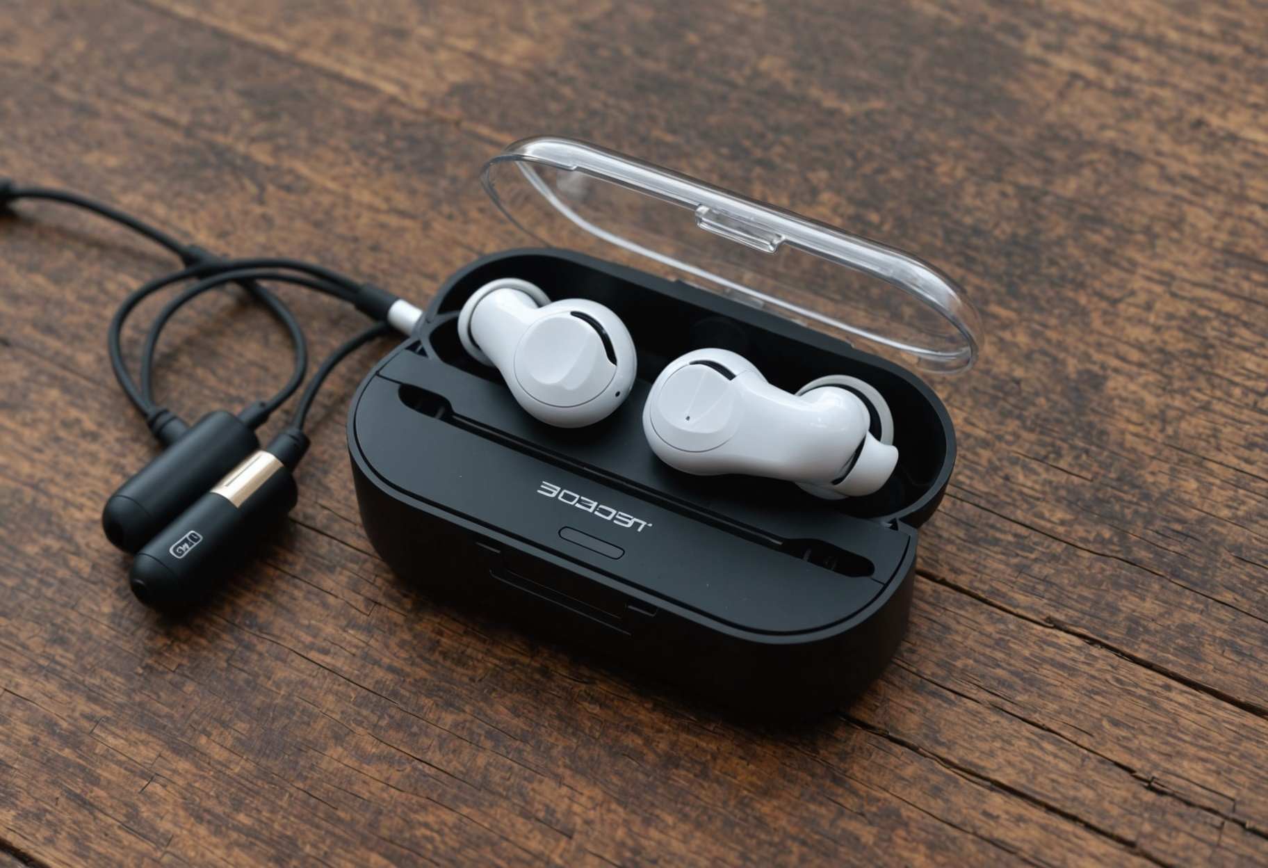 Share your pick for the miniature headphones that you generally suggest!